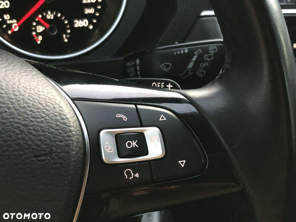 Volkswagen Tiguan Allspace - 32