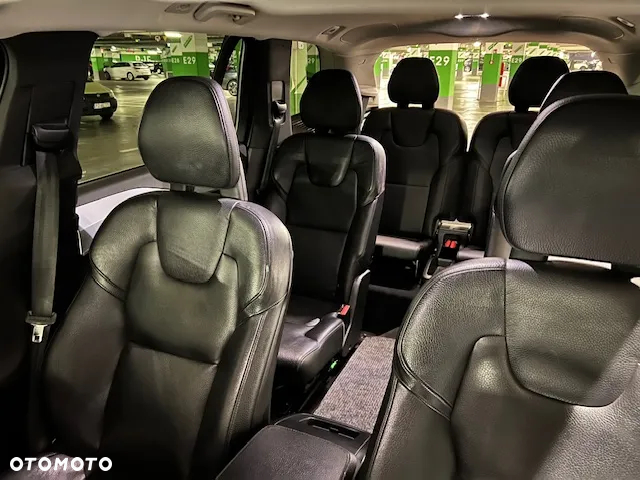 Volvo XC 90 D5 AWD Momentum 7os - 6