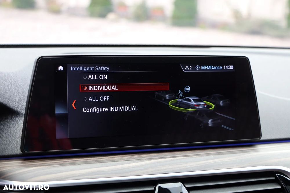 BMW Seria 5 520d AT - 23