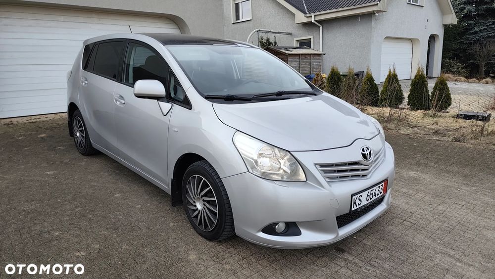 Toyota Verso 1.8 7-Sitzer Skyview Edition - 26