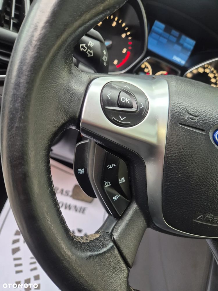 Ford Kuga 2.0 TDCi 4x4 Titanium - 22