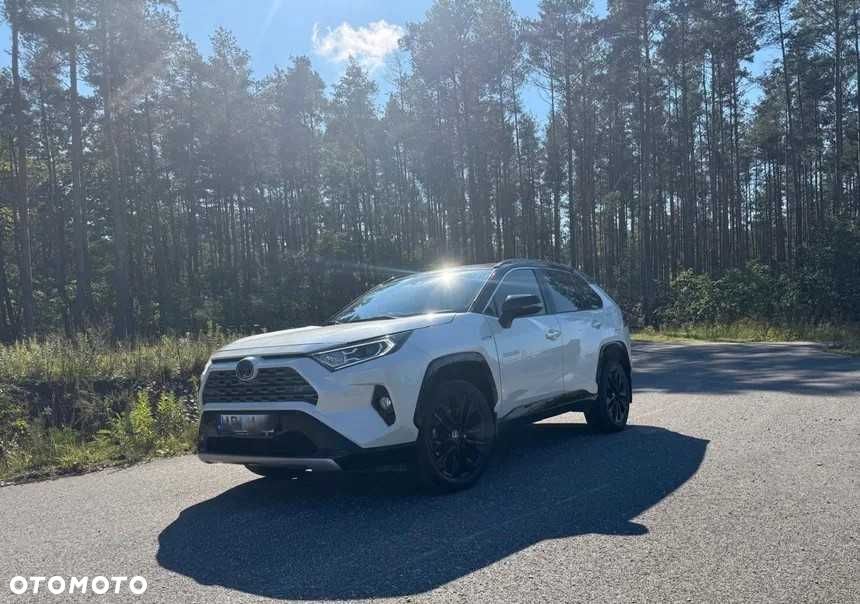 Toyota RAV4 - 1