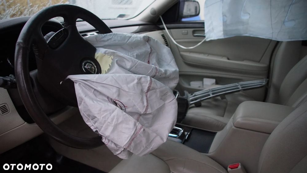 Auto na części - Cadillac DTS 4.6 V8 295 KM LD8 2008R Silnik Skrzynia Drzwi Zderzak Błotnik Lampa Lusterko Szyba Klapa Deska Kokpit Sterownik Moduł Czujnik Licznik Wyświetlacz Kierownica Panel - 11