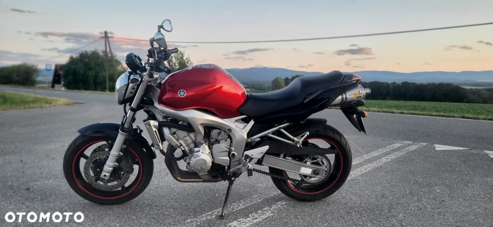 Yamaha FZ6 - 4