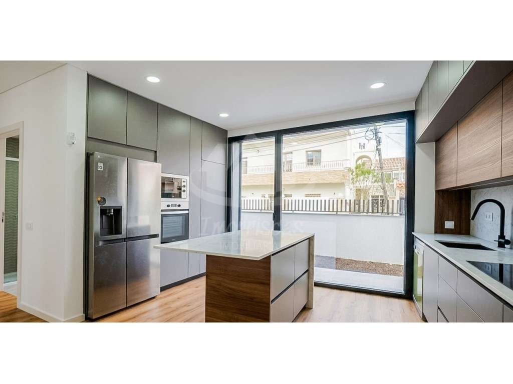 Moradia T5 na Portela da Azóia, Santa Iria de Azóia - Grande imagem: 5/56