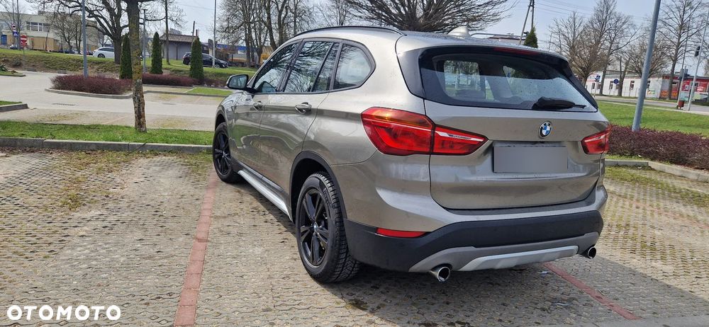 BMW X1 xDrive25d xLine sport - 10