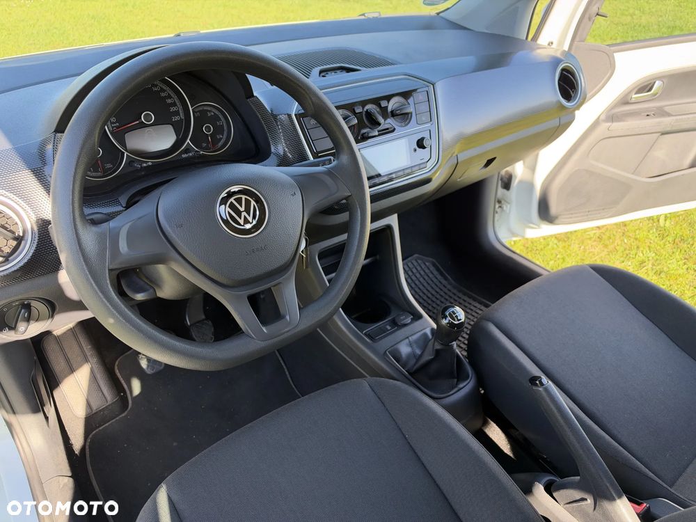 Volkswagen up! - 24