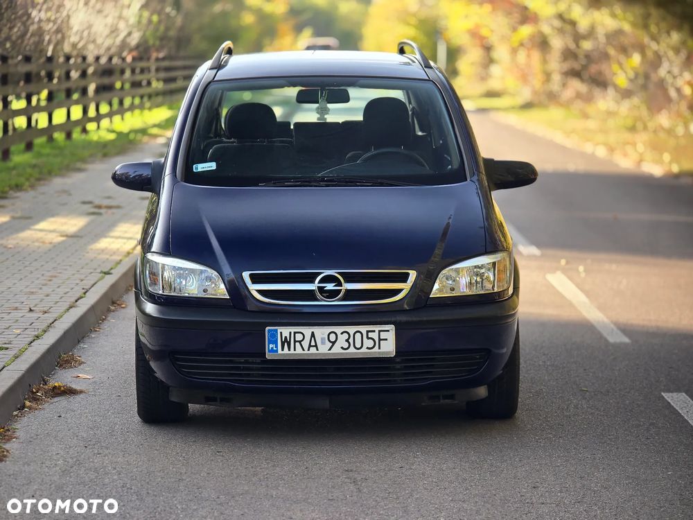 Opel Zafira - 12
