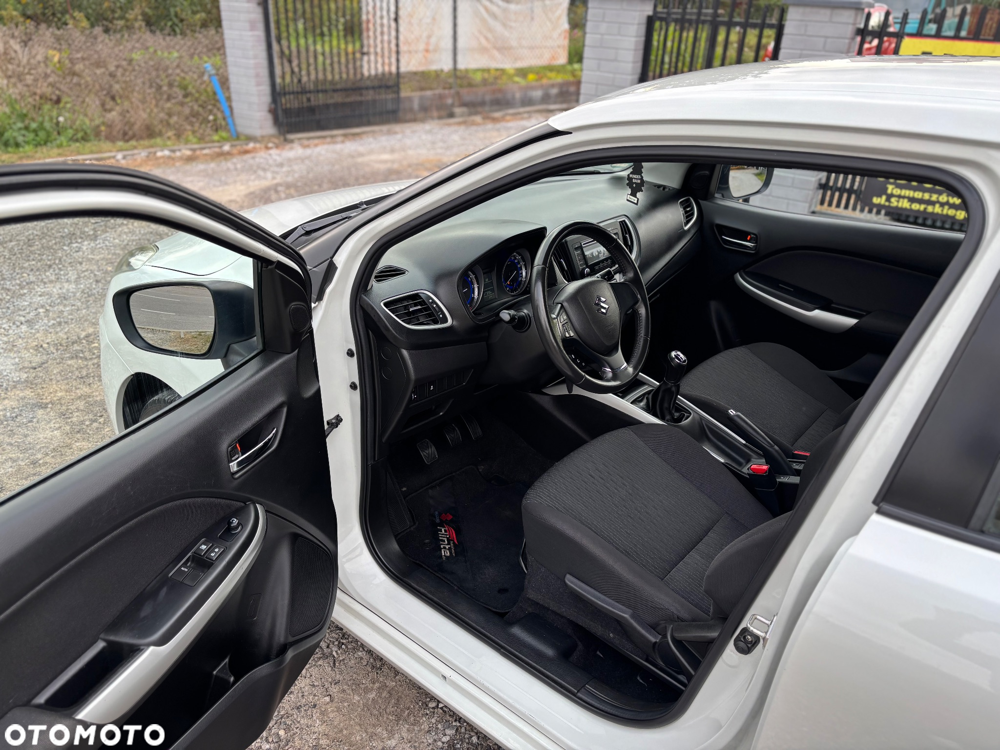 Suzuki Baleno - 5