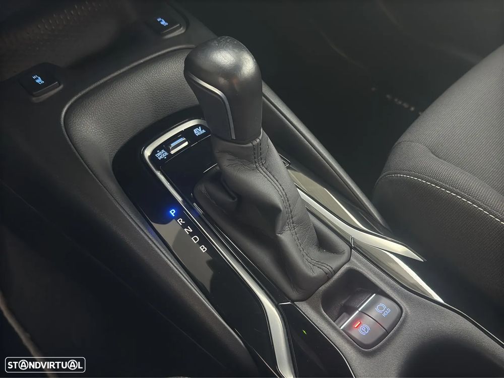 Toyota Corolla 1.8 Hybrid Comfort - 10