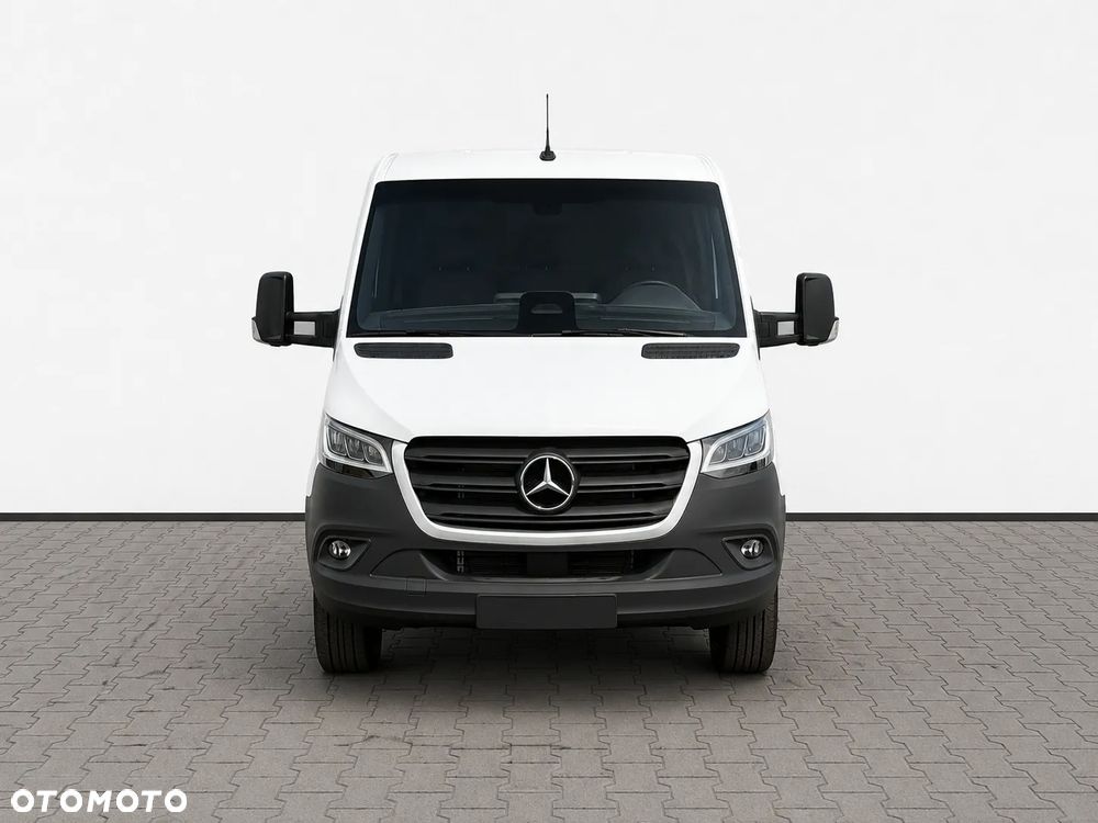 Mercedes-Benz Sprinter - 3