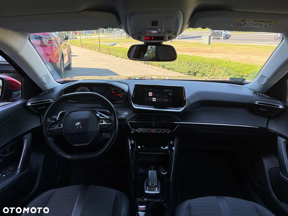 Peugeot 2008 1.2 PureTech Allure S&S EAT8 - 8