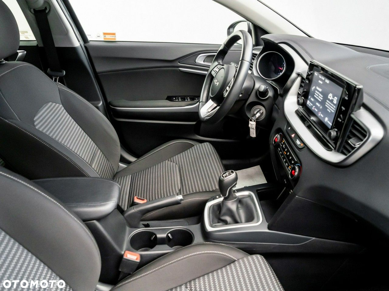 Kia XCeed 1.5 T-GDI M - 9