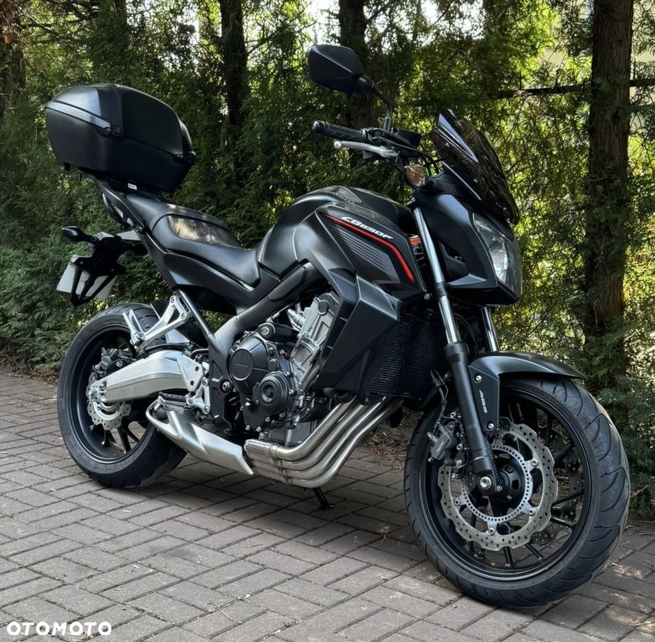 Honda CB - 1