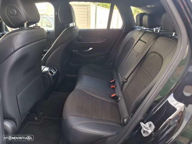 Mercedes-Benz GLC 300 de 4Matic 9G-TRONIC AMG Line - 39