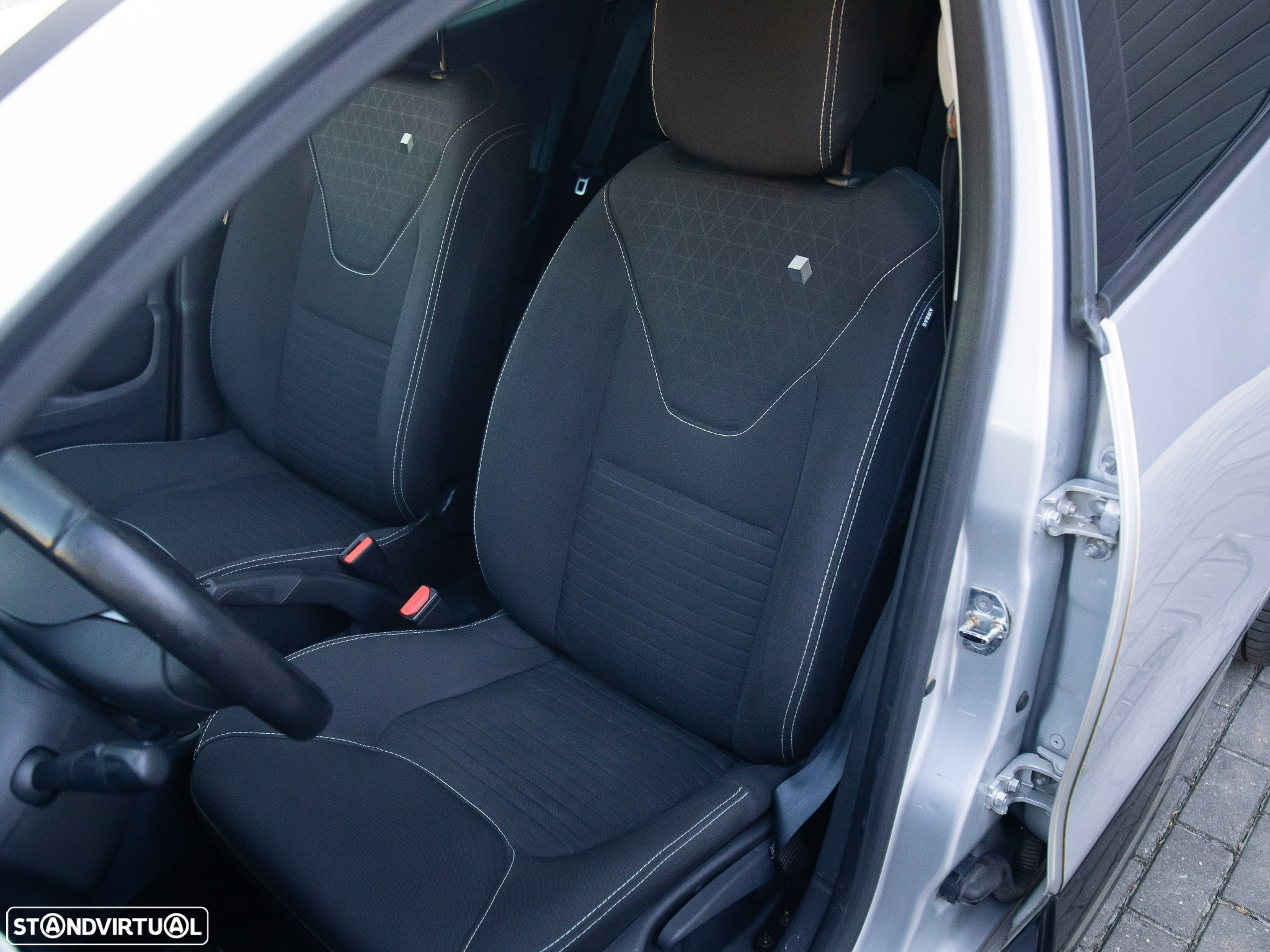 Renault Clio 1.5 dCi Limited - 21