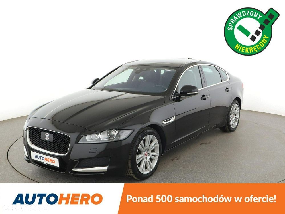 Jaguar XF 2.0 i4D Prestige - 2