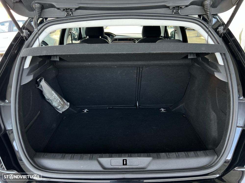 Peugeot 308 1.5 BlueHDi Style - 30