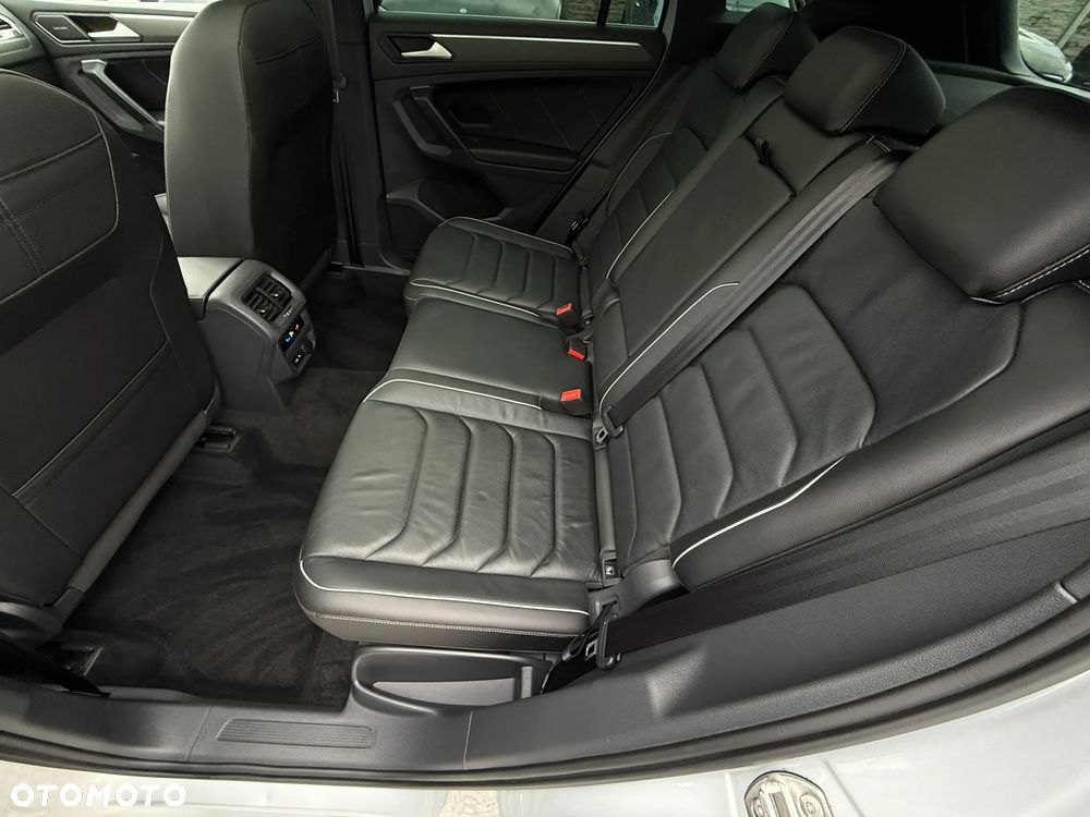 Volkswagen Tiguan 2.0 TDI R-Line DSG - 30