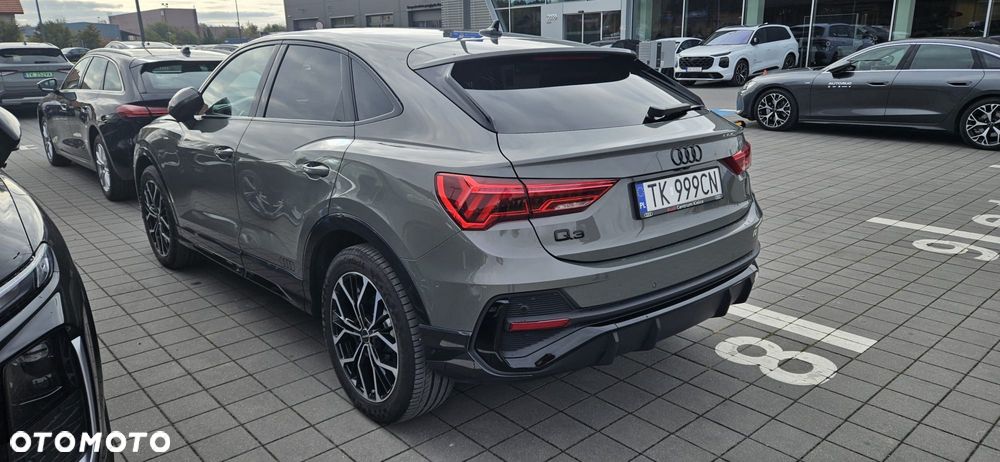 Audi Q3 2023 photo 4