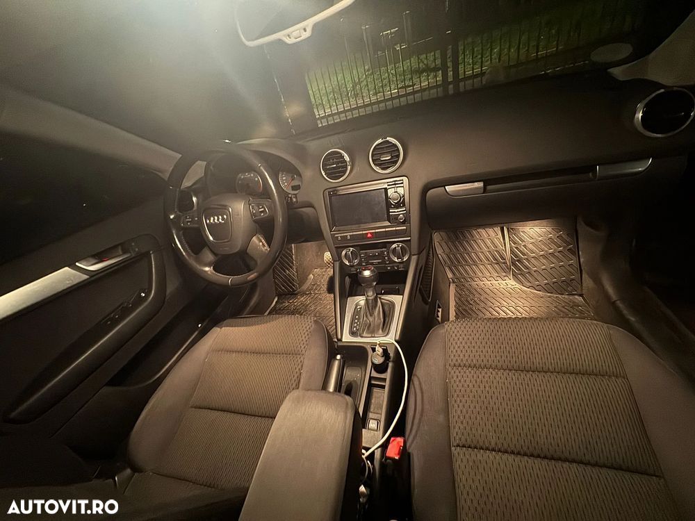 Audi A3 1.4 TFSI Sportback S tronic Ambiente - 31