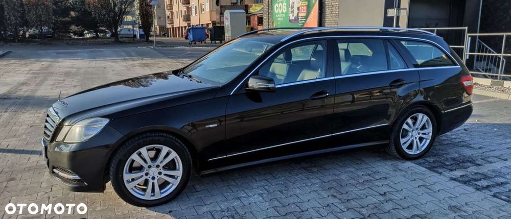 Mercedes-Benz Klasa E 250 CDI DPF BlueEFFICIENCY 7G-TRONIC Elegance - 2