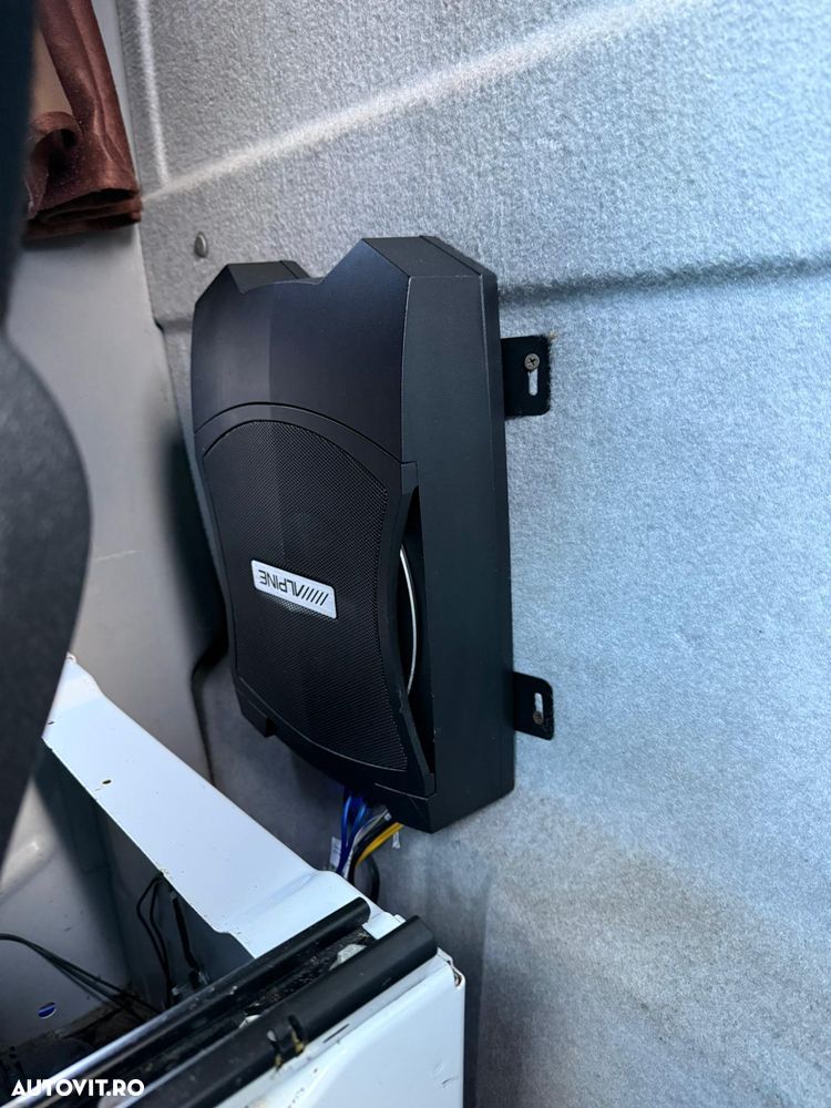 Mercedes-Benz Sprinter - 10