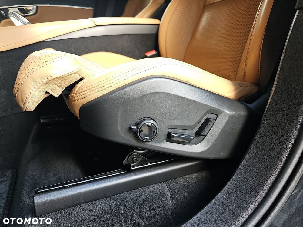 Volvo XC 90 B5 D AWD Inscription - 27