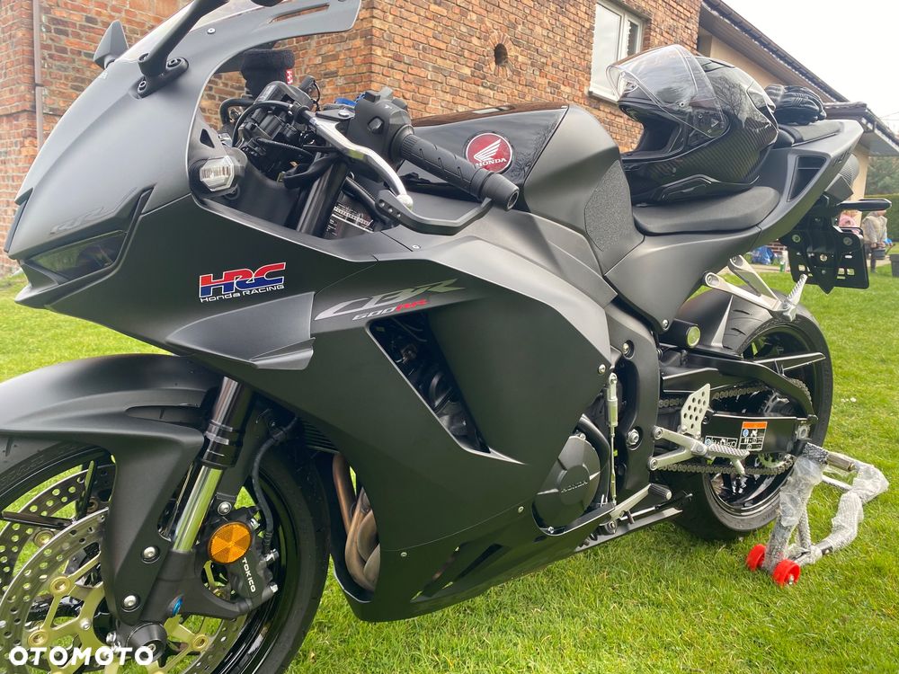 Honda CBR - 3