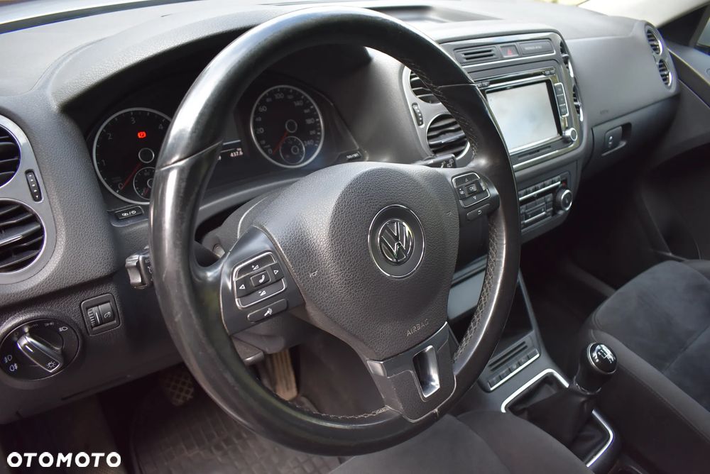 Volkswagen Tiguan 2.0 TDI SCR BlueMotion Technology Exclusive - 11