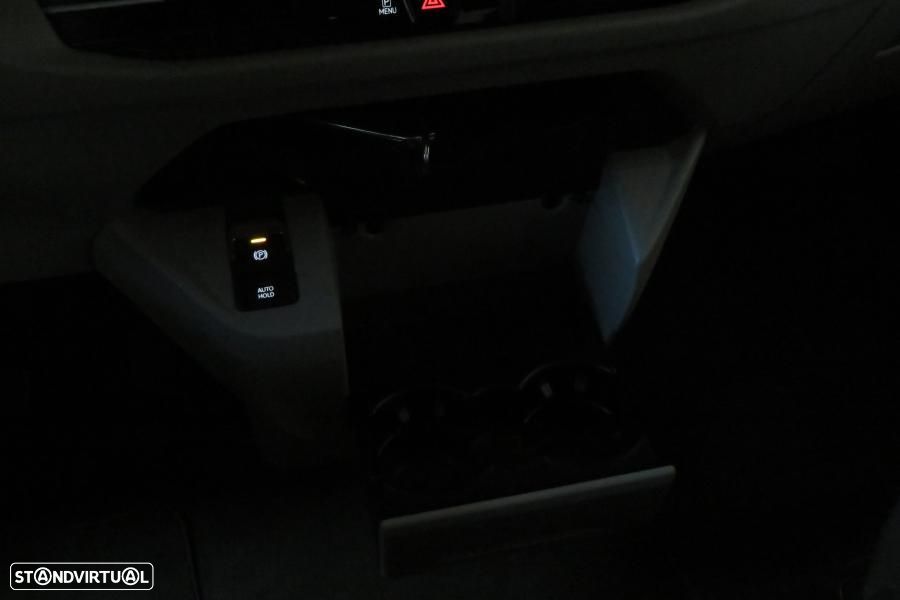 VW Multivan 2.0 TDI Style DSG - 28