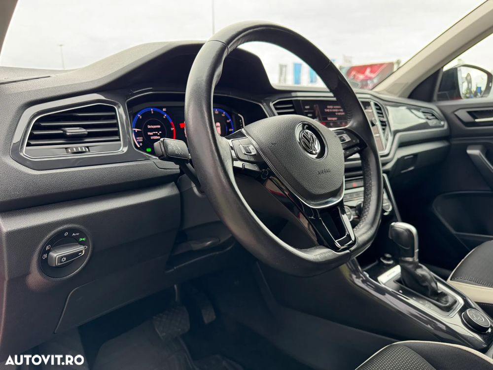 Volkswagen T-Roc 2.0 TDI 4Mot DSG Design - 13