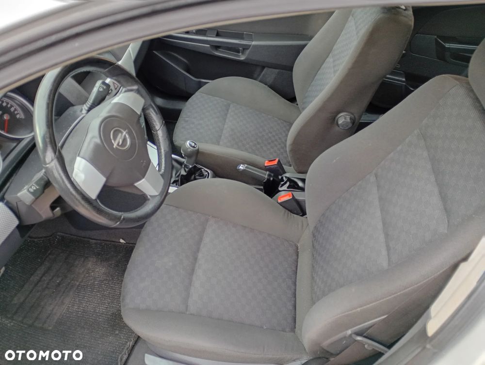 Opel Astra 1.6 Enjoy - 7