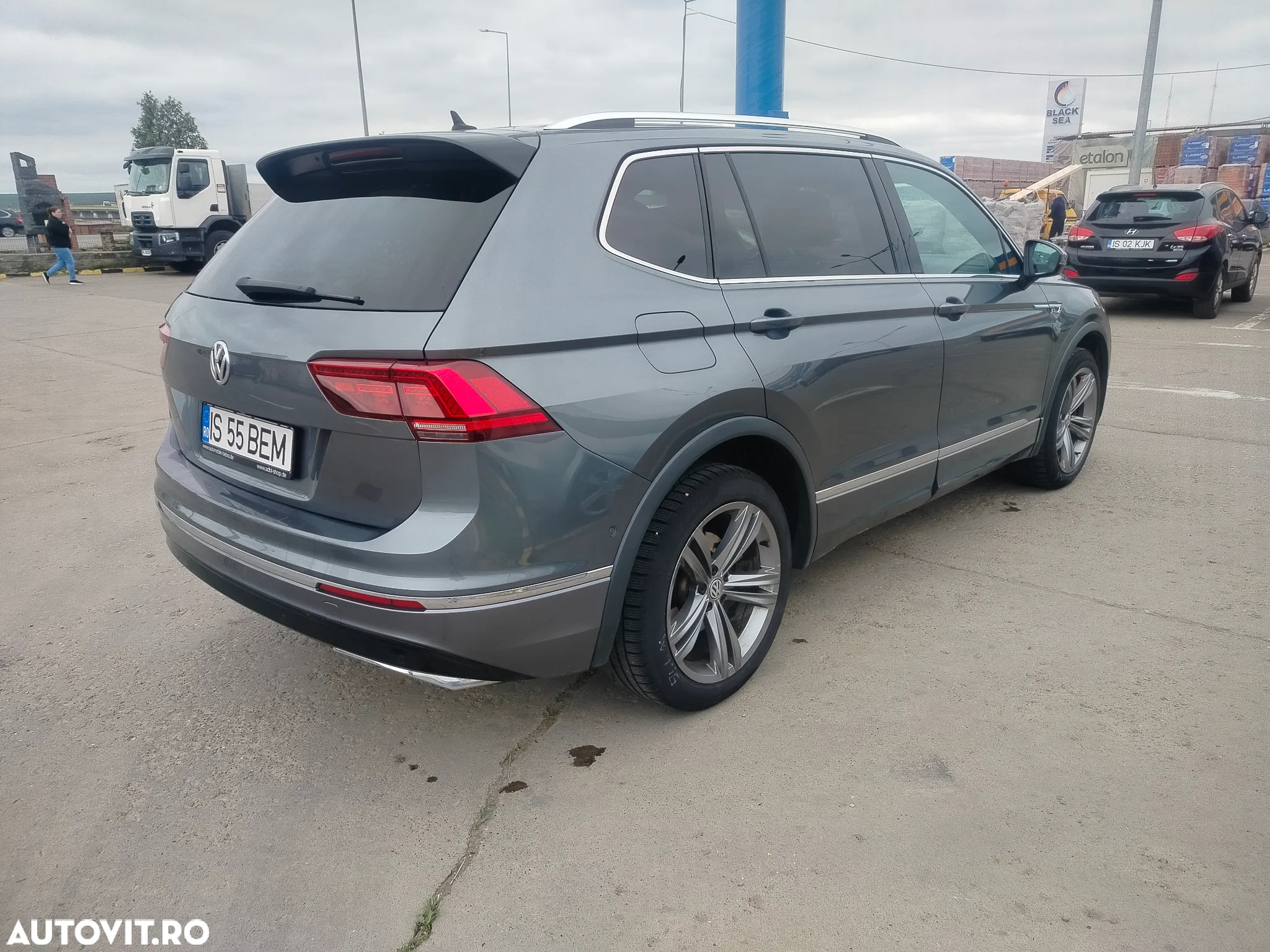 Volkswagen Tiguan Allspace 2.0 TDI SCR 4Motion DSG Highline - 4