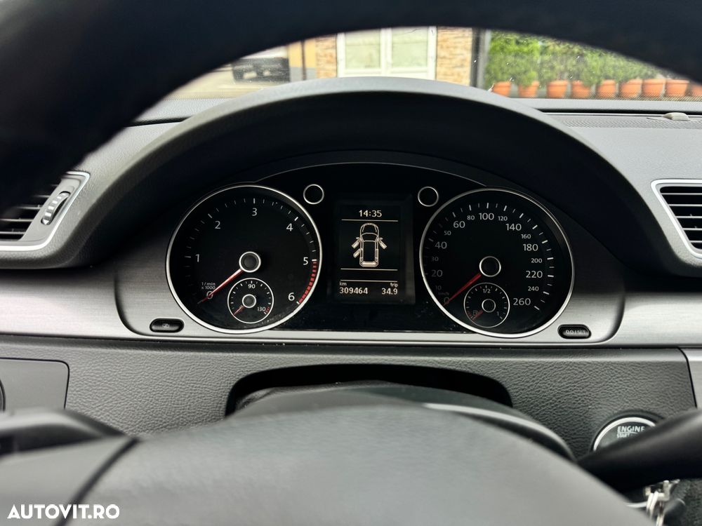 Volkswagen Passat - 8