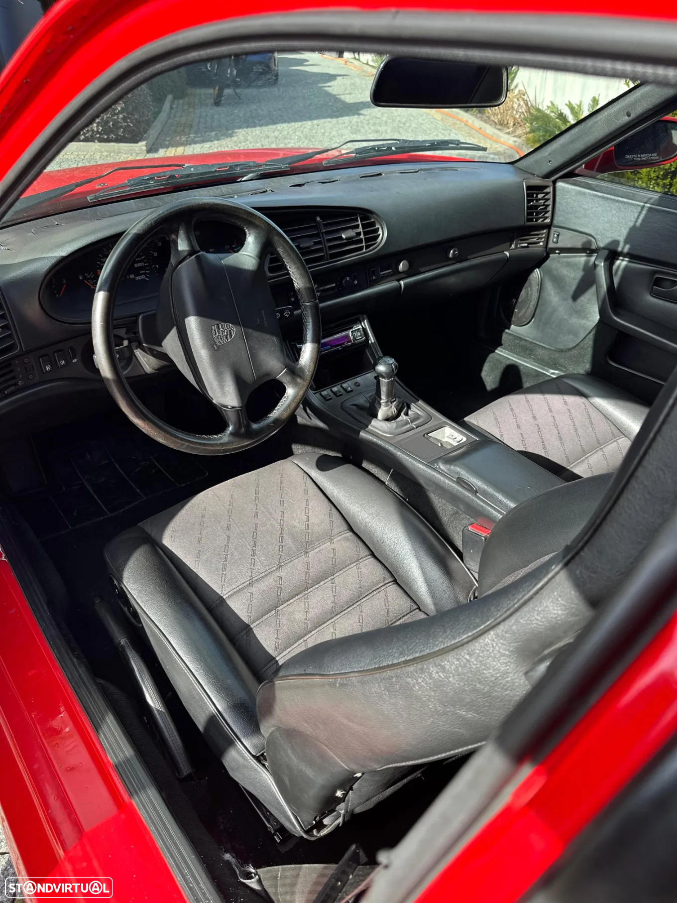 Porsche 944 Turbo - 4