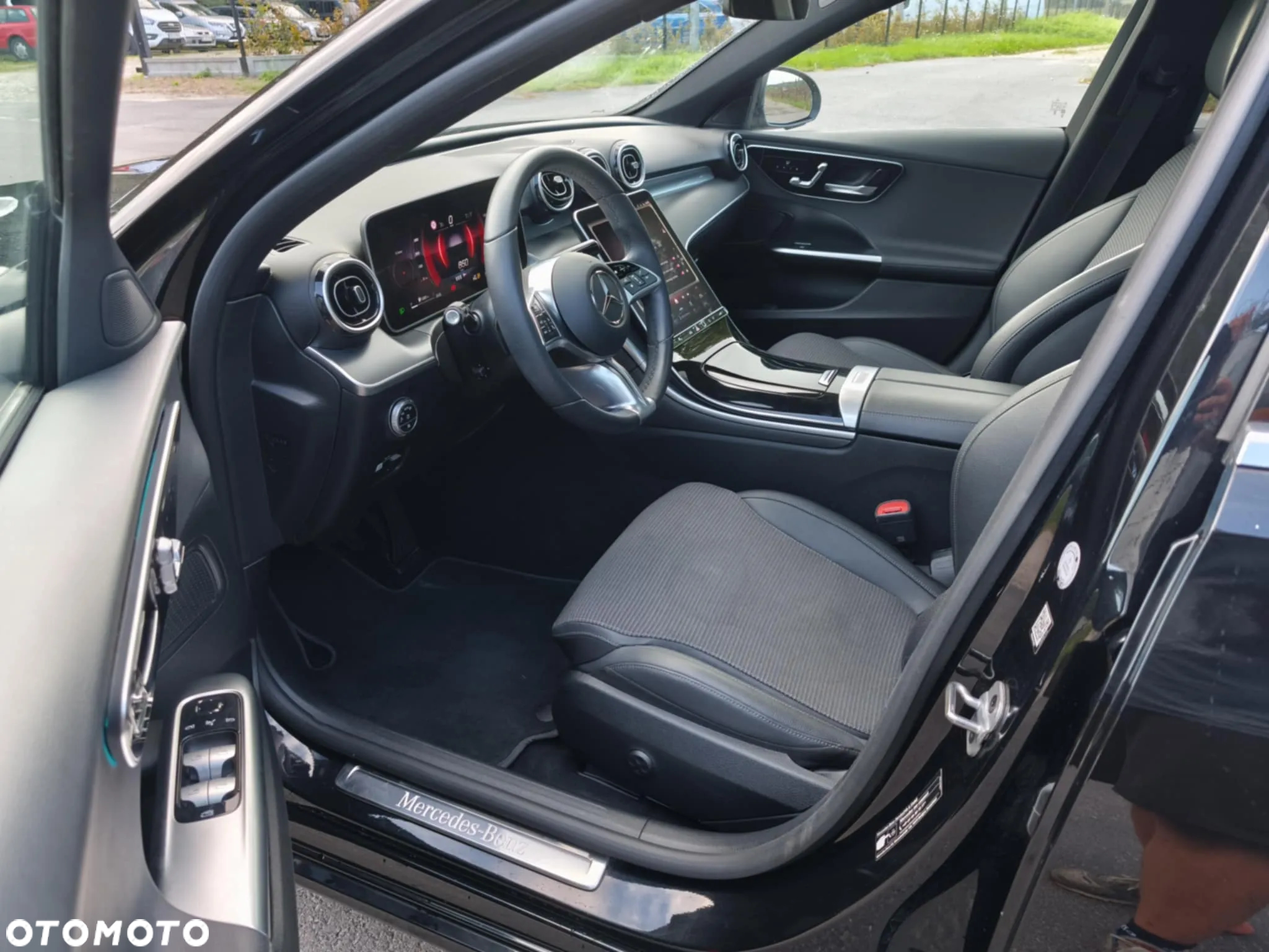 Mercedes-Benz Klasa C 200 d T 9G-TRONIC Avantgarde Advanced - 37