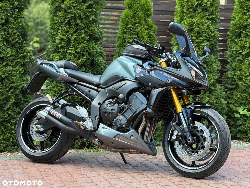 Yamaha FZ - 2