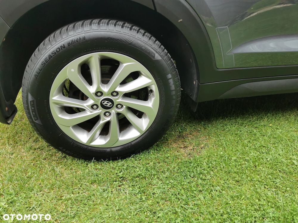 Hyundai Tucson 1.6 GDI BlueDrive Style 2WD - 13