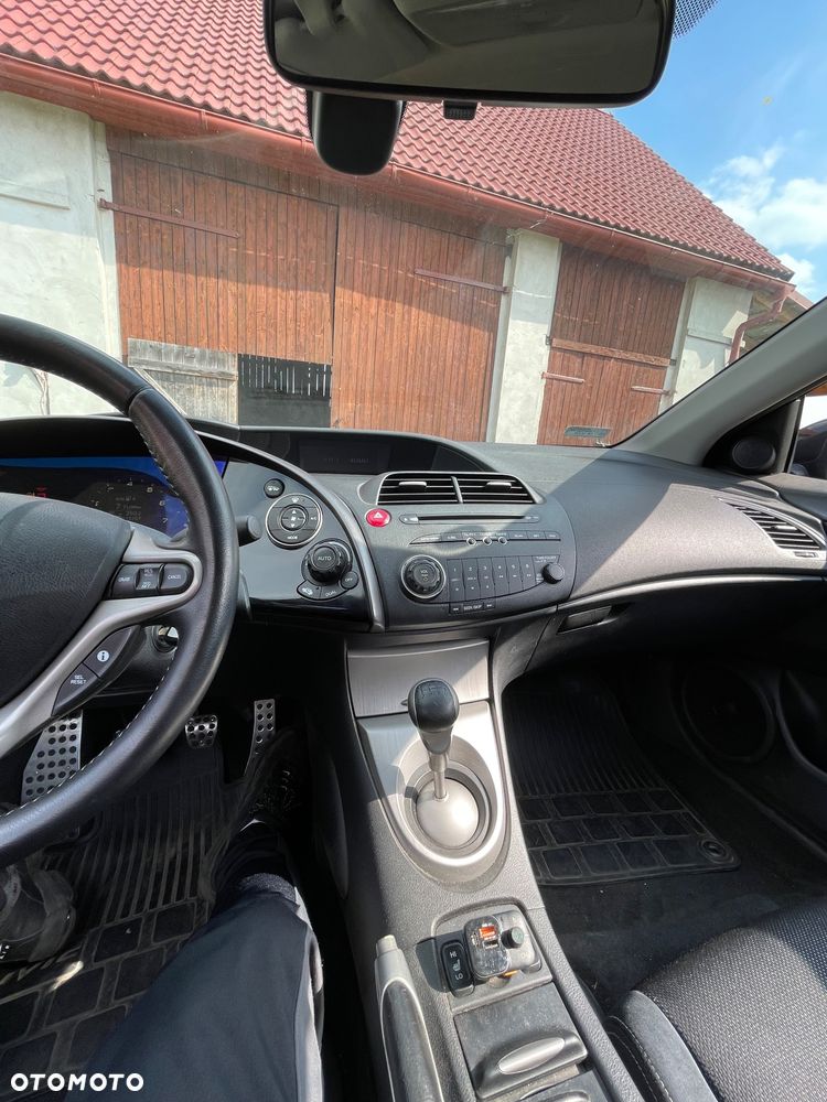 Honda Civic 1.8 TypeS - 8