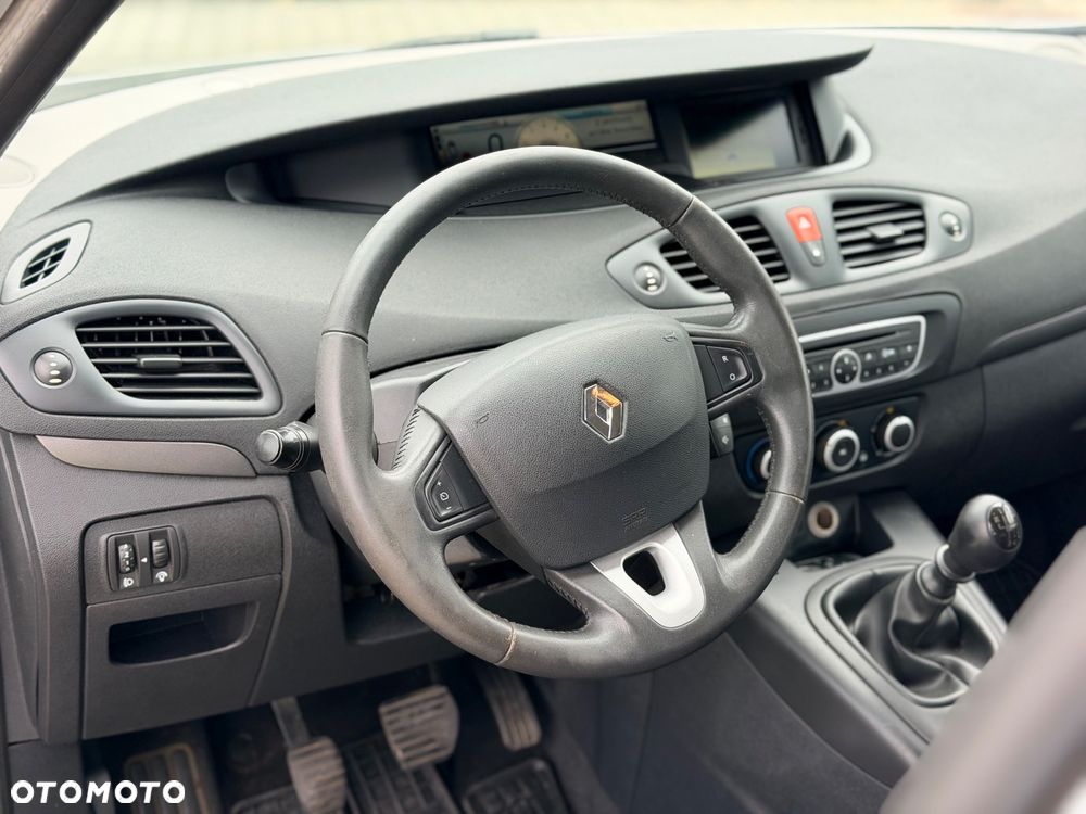 Renault Scenic 1.5 dCi FAP eco - 10