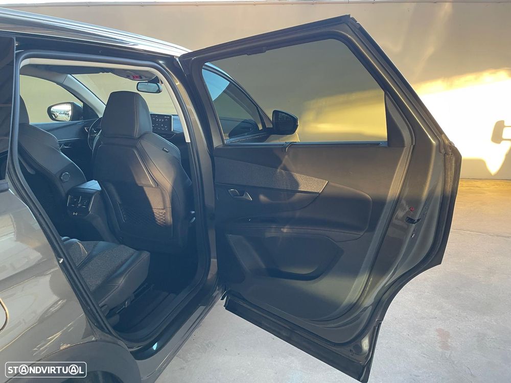 Peugeot 5008 BlueHDI 120 EAT6 Allure - 29