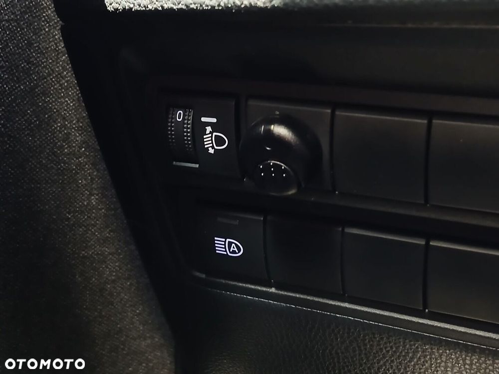 Toyota Yaris Cross Hybrid 1.5 Comfort - 33