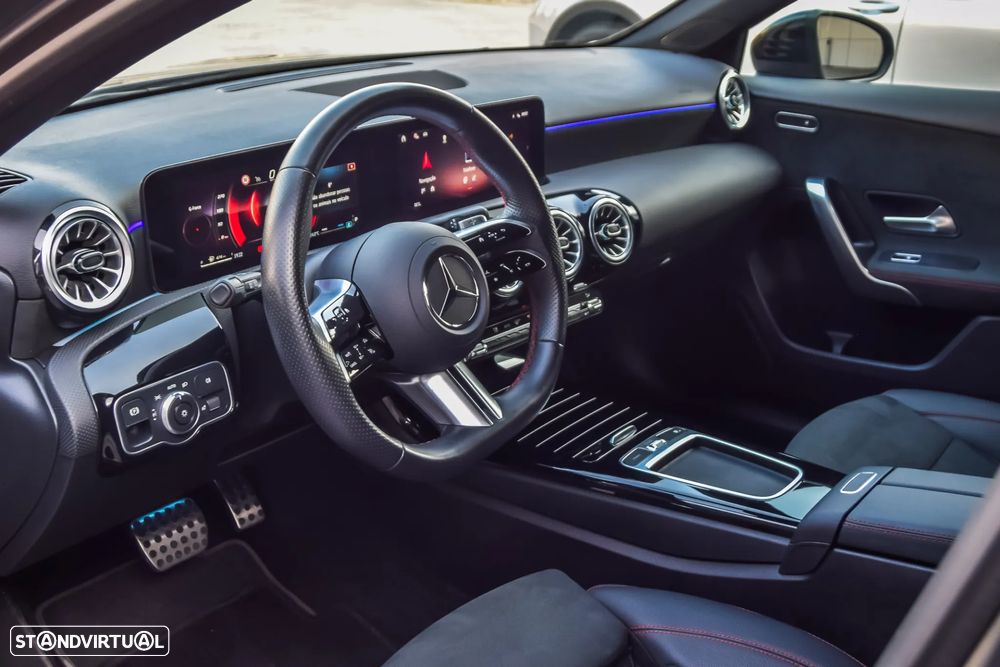 Mercedes-Benz A 200 7G-DCT AMG Line - 25