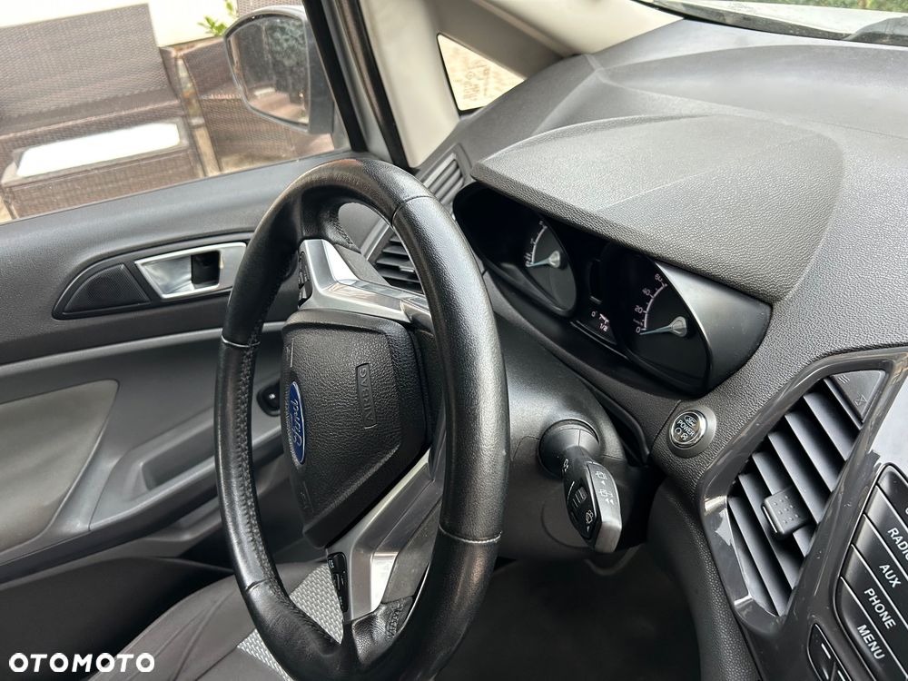 Ford EcoSport - 22