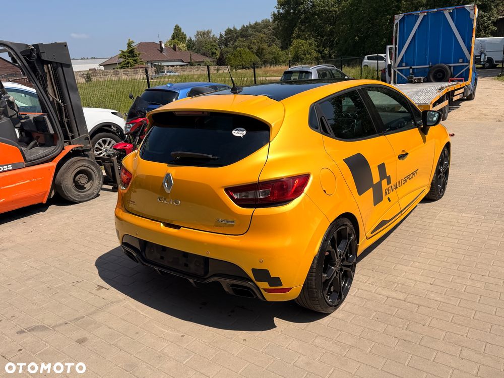 Renault Clio TCe 200 EDC Sport R.S - 11