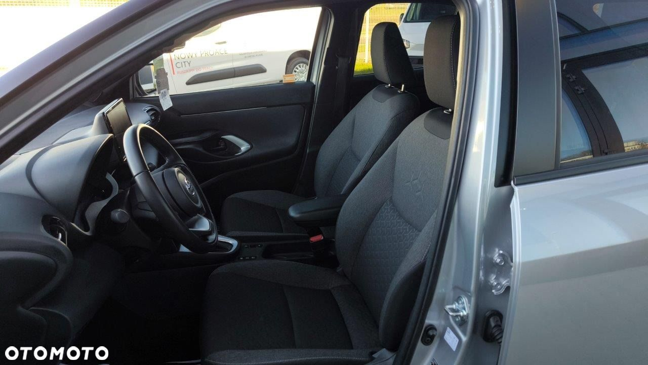 Toyota Yaris Cross - 5