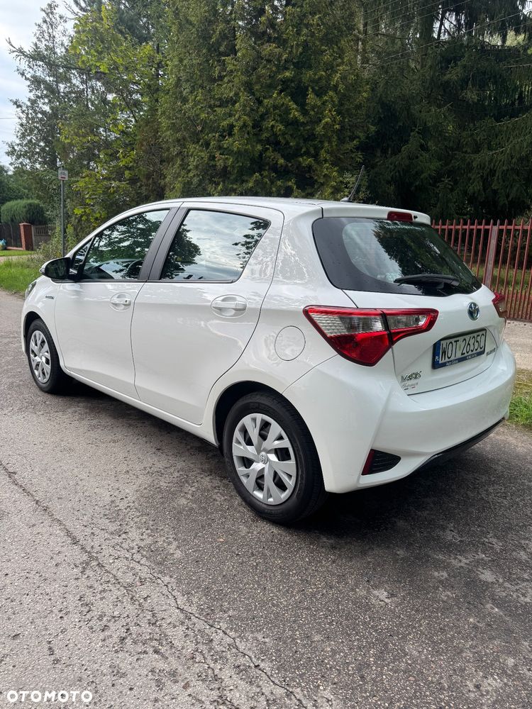 Toyota Yaris Hybrid 1.5 VVT-i - 6