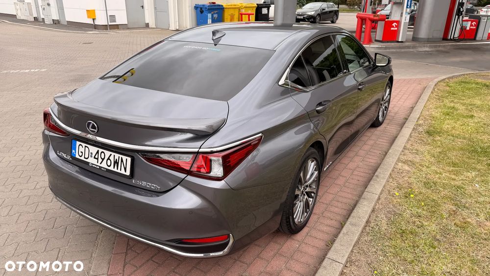 Lexus ES 300h Prestige - 6