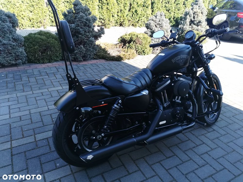Harley-Davidson Sportster Iron 883 - 8